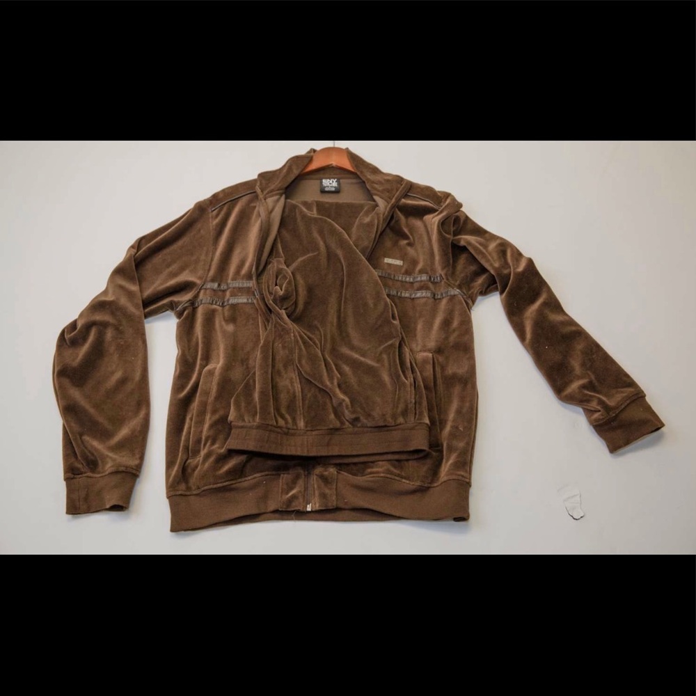 2 piece pants and jacket. Enyce brand. Worn twice.